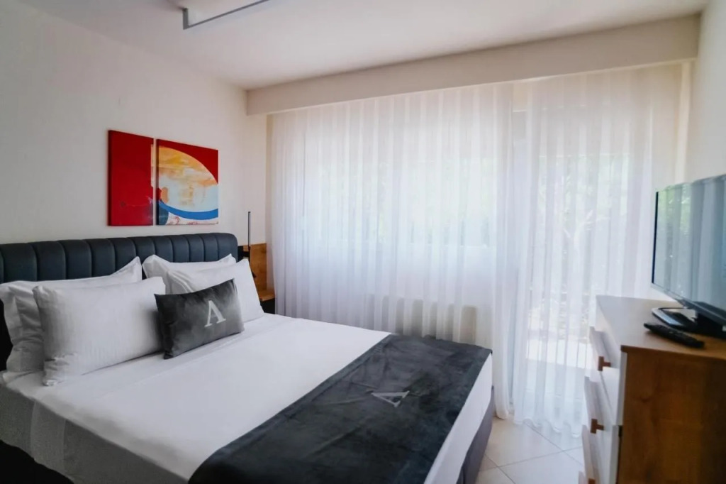 ALEXANDRA Boutique Residence Seaside