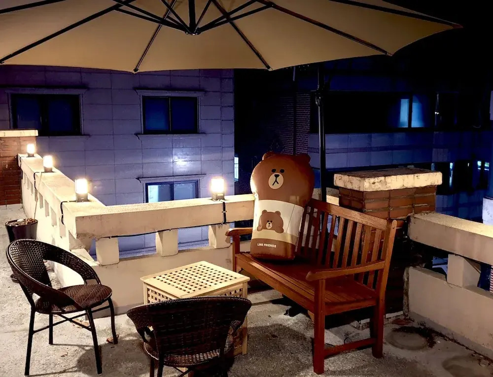 U Guesthouse 2 in Yeonnam Caters to Women - Hostel