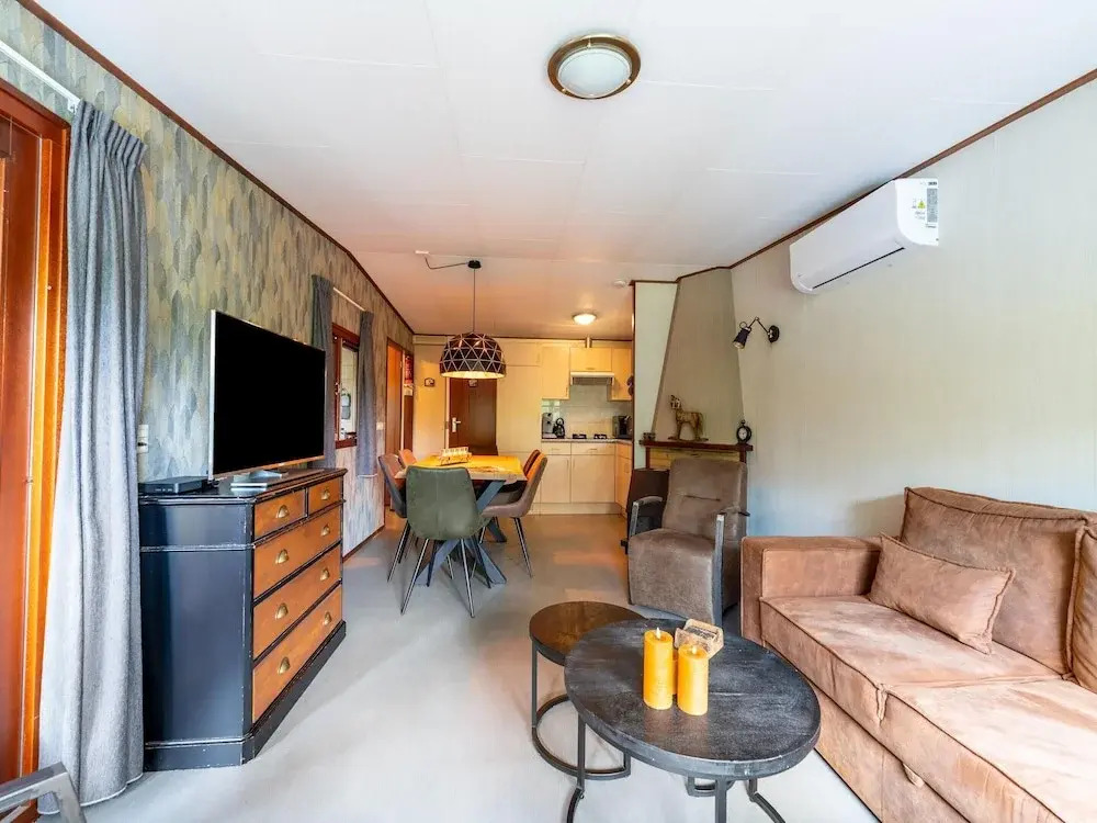 Chalet in Stegeren near Forest and Pond