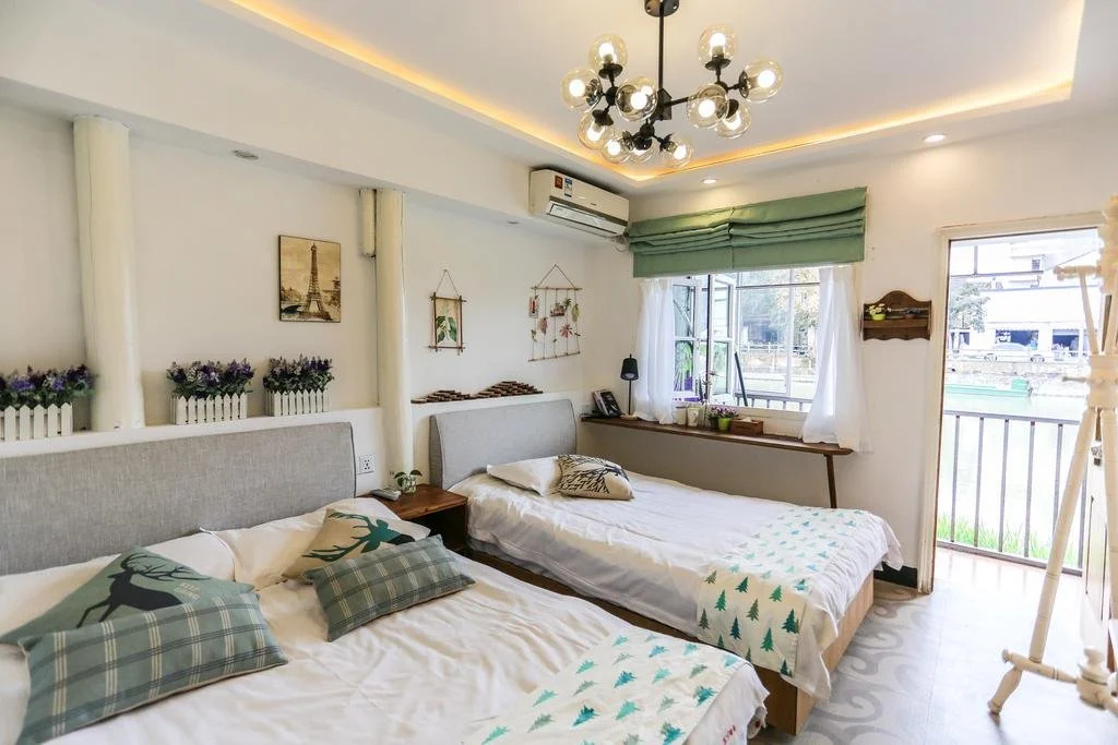 Wuzhen Riverside Boutique Hostel