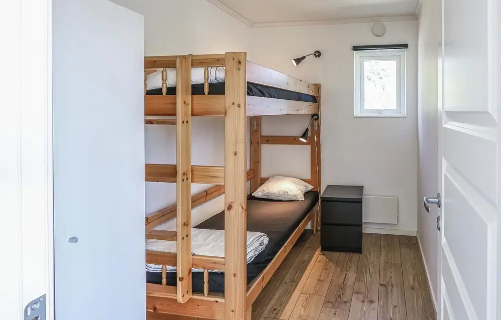 Lovely Home In Löttorp With Wifi