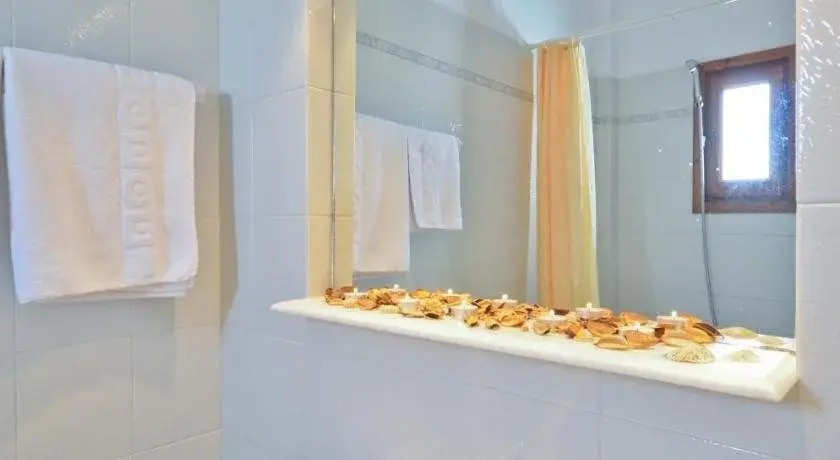 Dilino Hotel Studios