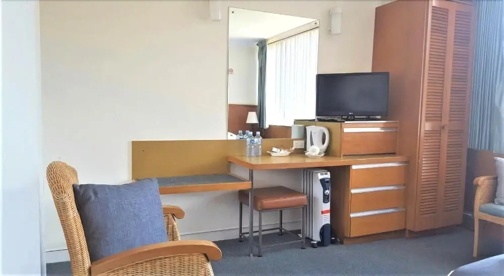 Mt Lyell Motor Inn - By Orangepete
