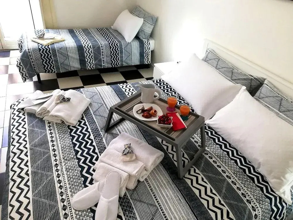 Mb Napoles Rooms