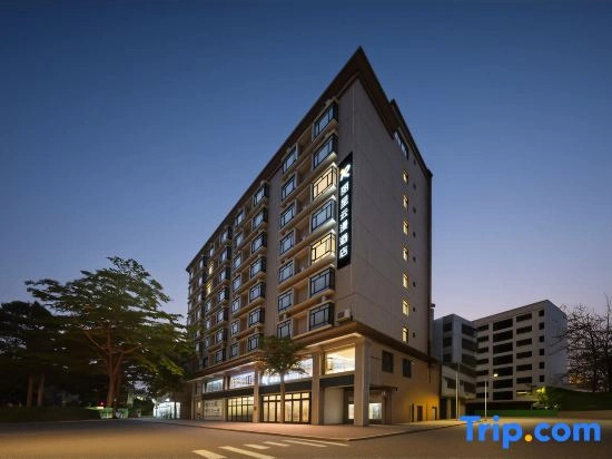 Licheng Yunman Hotel (Wenchang High speed Railway Station Wennan Old Street Branch)