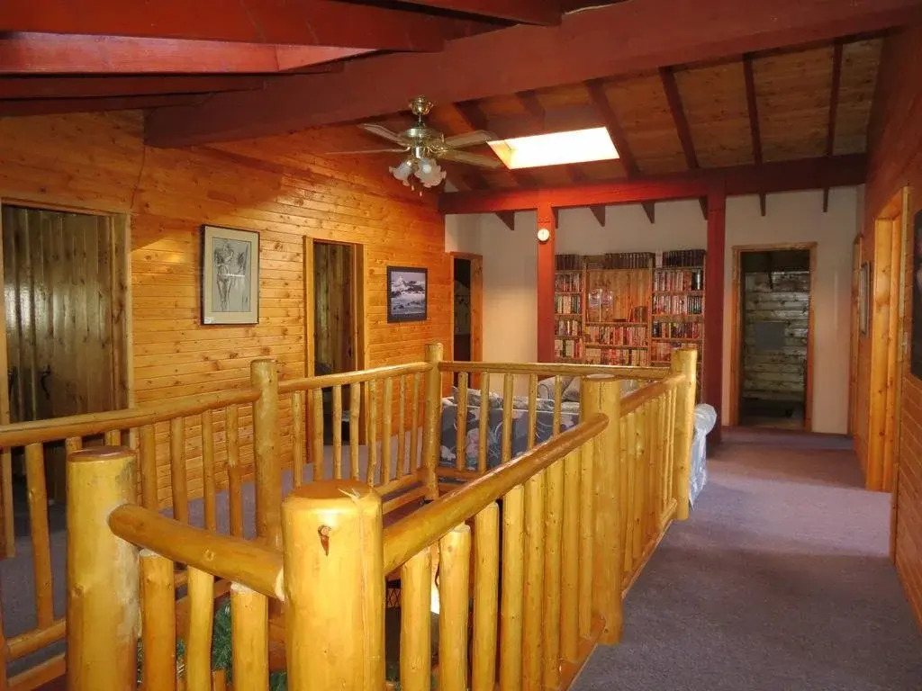 Lazy M Lodge