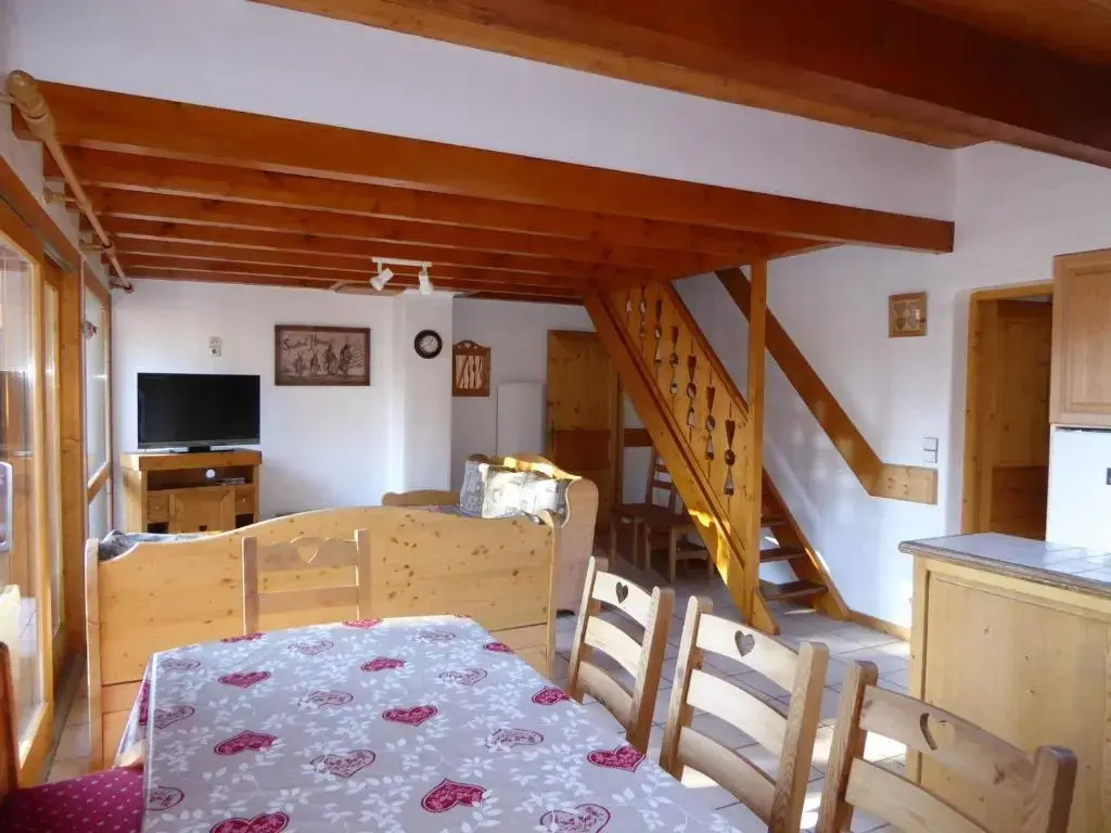 Appartement Champagny-en-Vanoise, 5 pièces, 10 personnes - FR-1-464-38