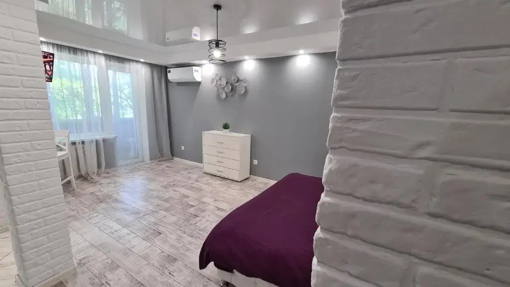 Apartaments on Metalurhiv 34