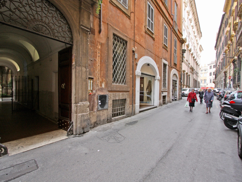 Domus Navona Pantheon