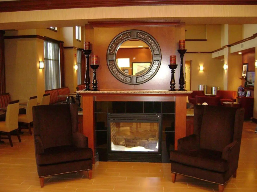 Hampton Inn & Suites St. Louis/South I-55