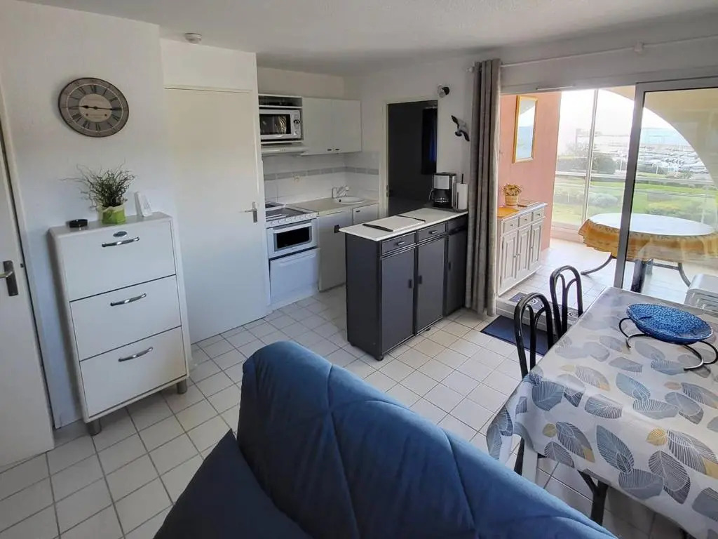 Appartement Six-Fours-les-Plages, 3 pièces, 6 personnes - FR-1-316-294