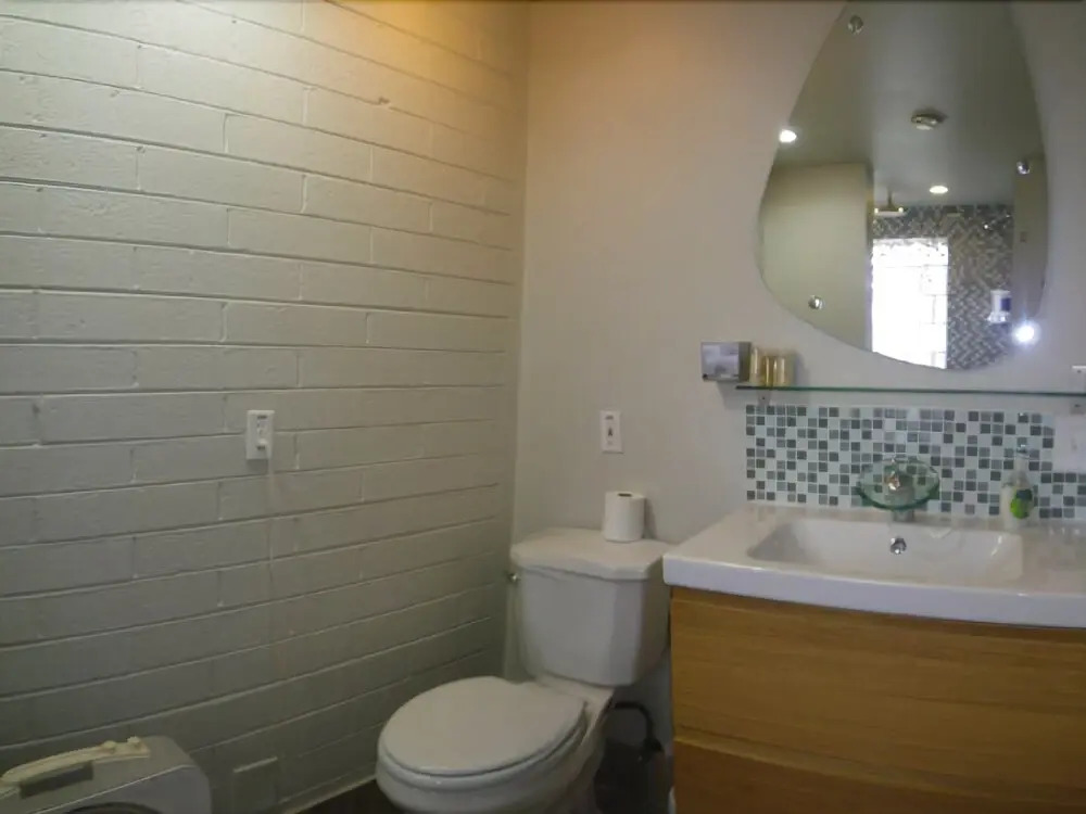 Zenyard Guest House