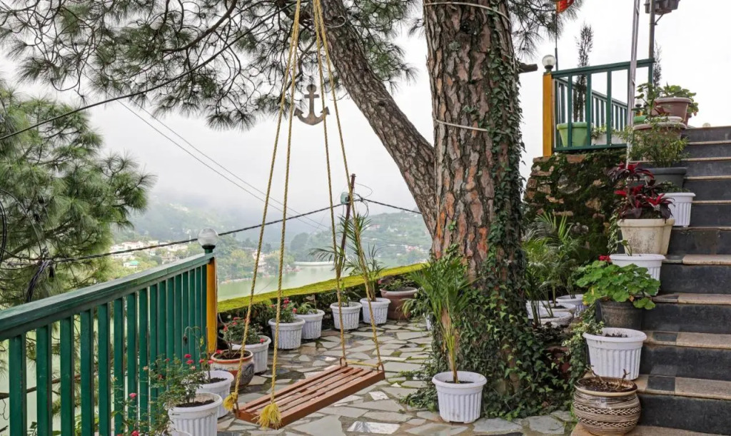 Treebo Vista Lago With Lake View