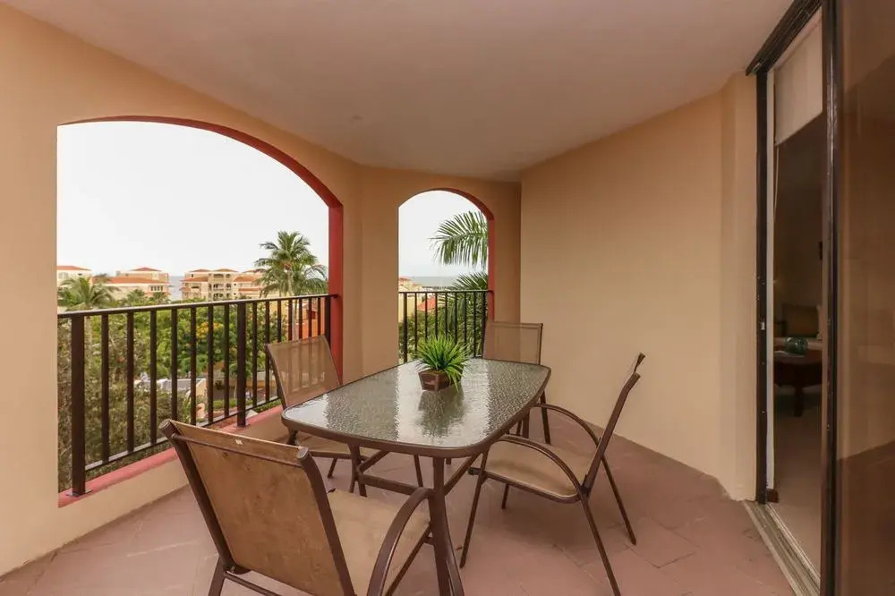 The Plaza Suites