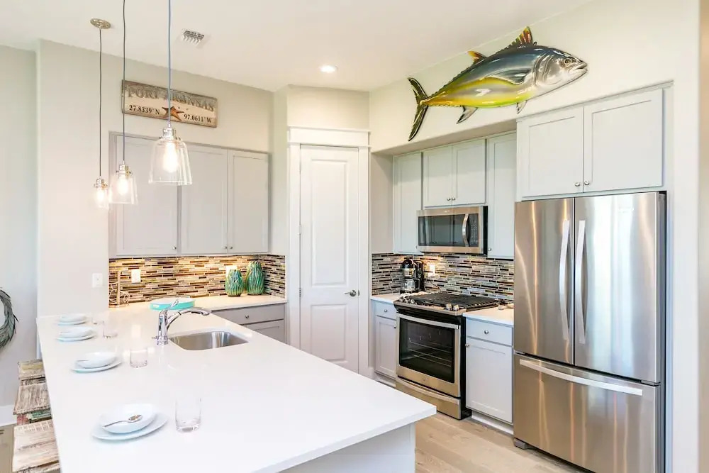 137 Sunset Ave Townhouse Building 1 Unit B 3 Bedrooms 3.5 Bathrooms To