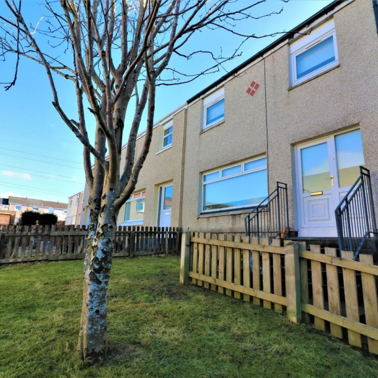 Honeywell House - Airdrie