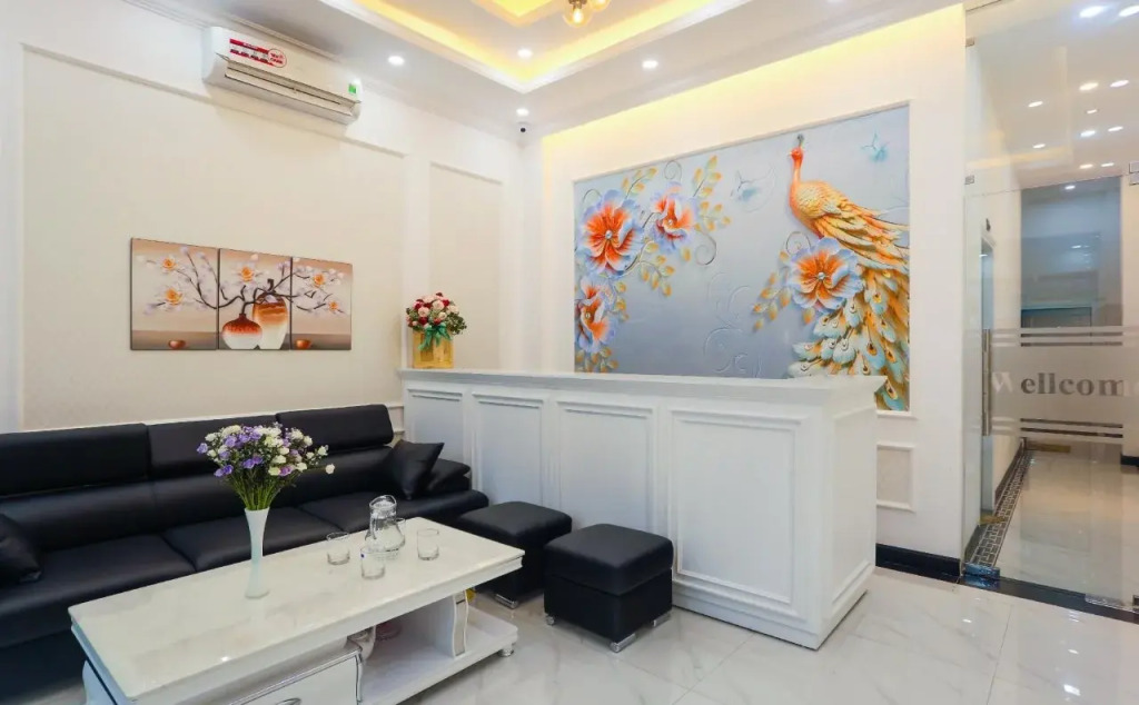 Daisy Hotel