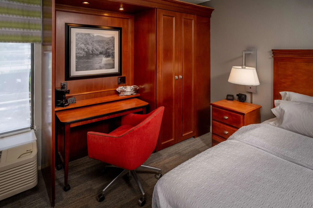 Hampton Inn Charleston Downtown
