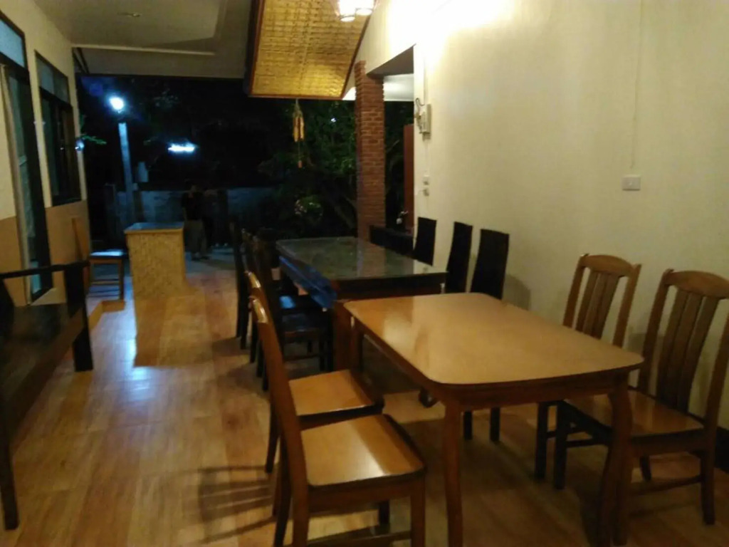 Gitas House