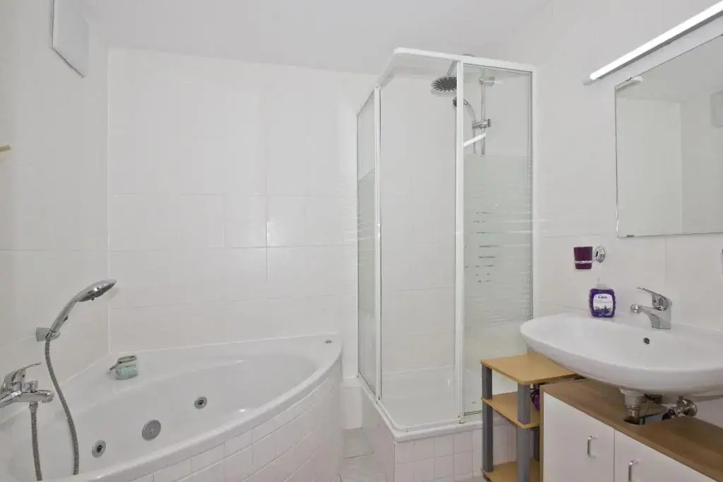 Ferienwohnungen am Hochzeitsberg FeWo 17 Souterrain-Wohnung