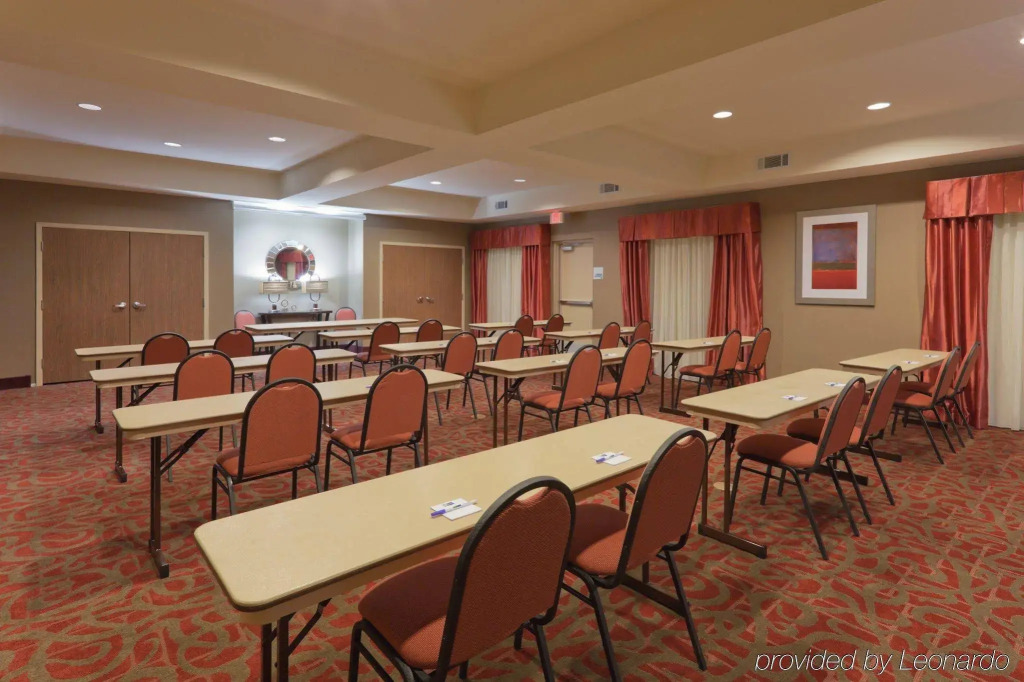Holiday Inn Express Hotel Winona North by IHG