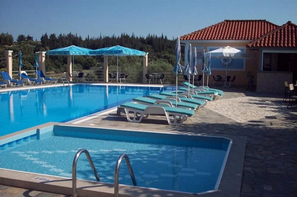 Ionis Hotel