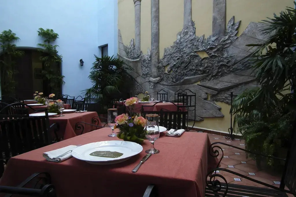 Del Tejadillo Boutique