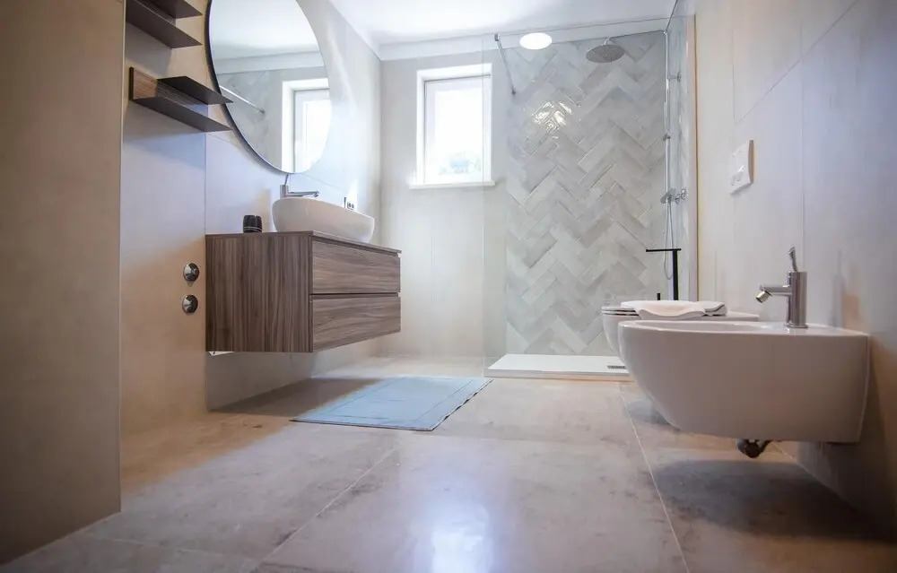 Amazing Home in Cres With Wifi, Heated Swimming Pool and 6 Bedrooms