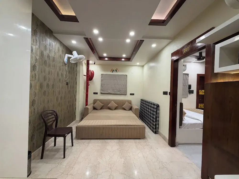 Hotel Divyanshi Inn