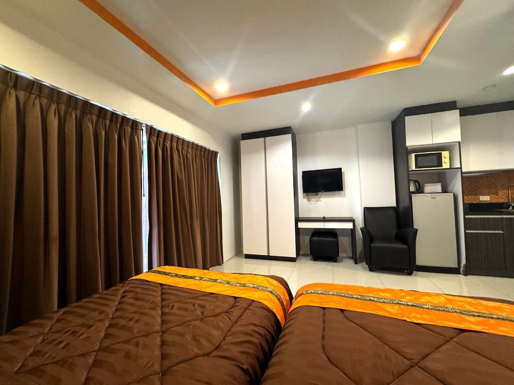 Cozy Pool-view Studio With Balcony - New Nordic VIP 3, Pratumnak