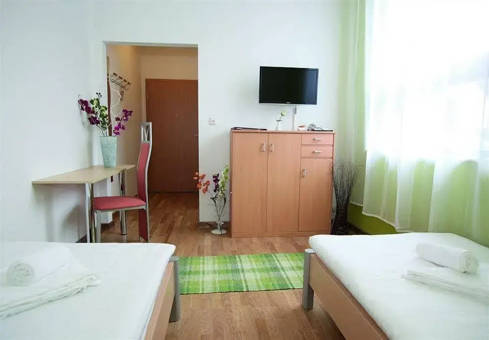 Hotel Olive Inn