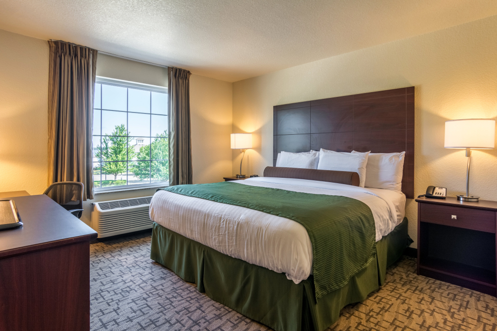 Cobblestone Hotel & Suites - Erie