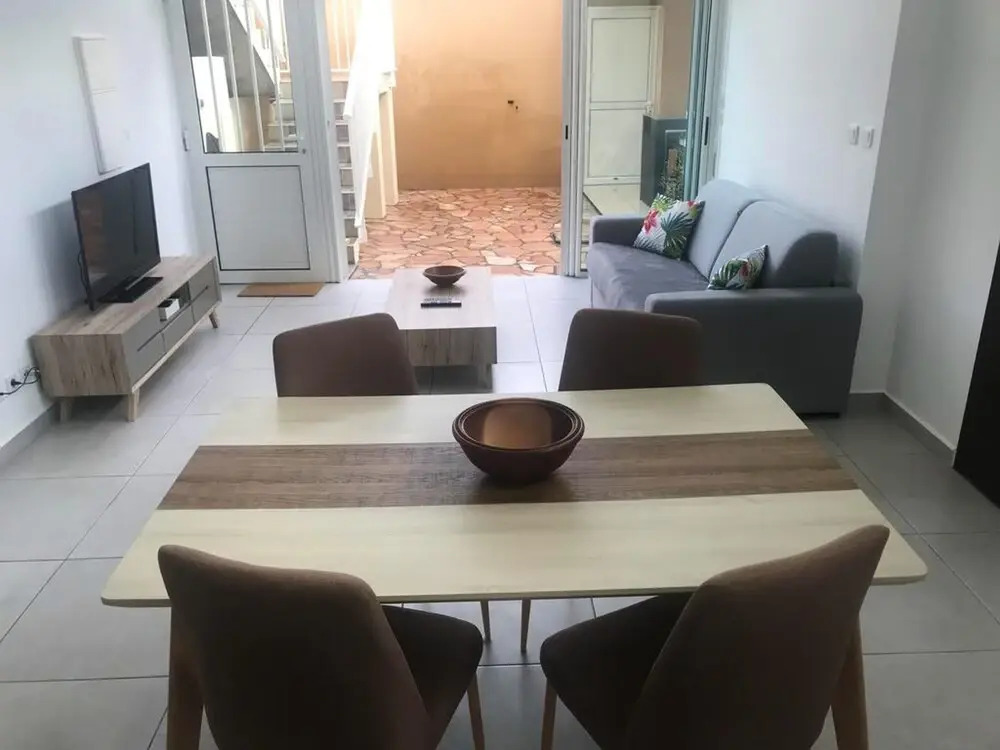 Apartment with One Bedroom in la Rivière, with Furnished Terrace And Wifi - 10 Km From the Beach