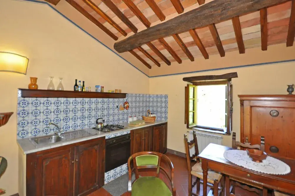 Borgo Elena