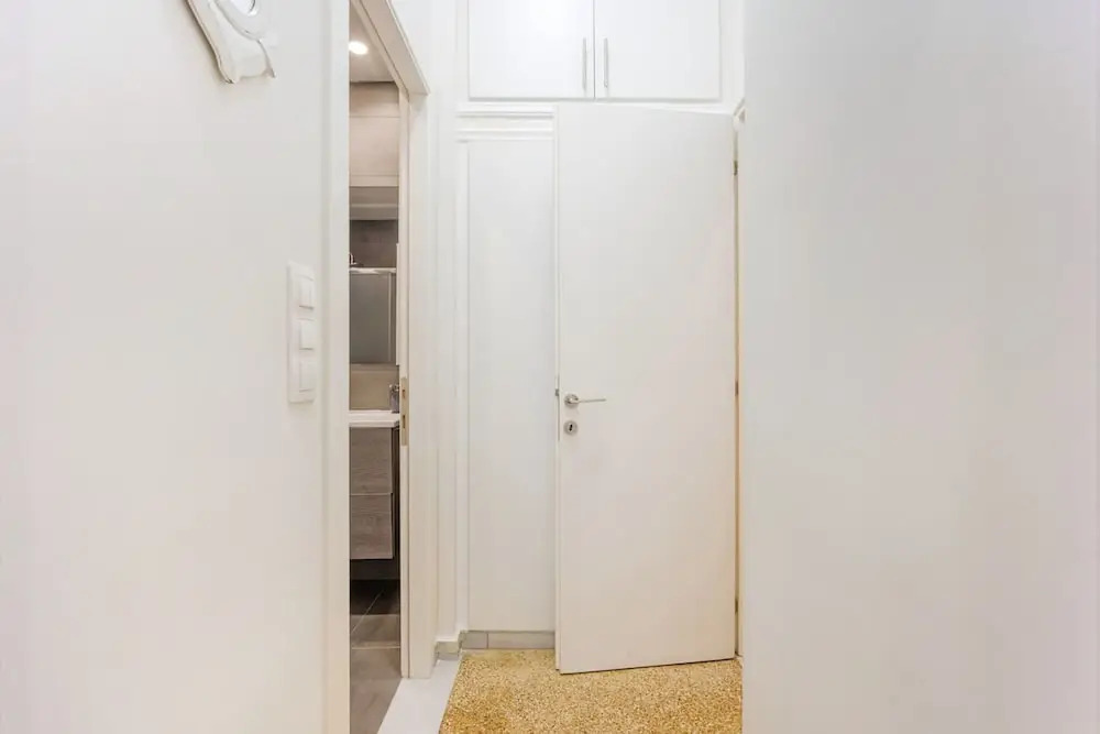 Modern Cozy Apartment