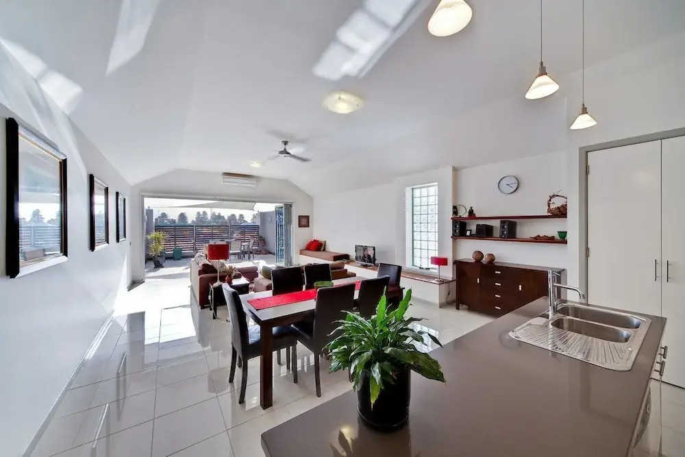 32a Sackville St