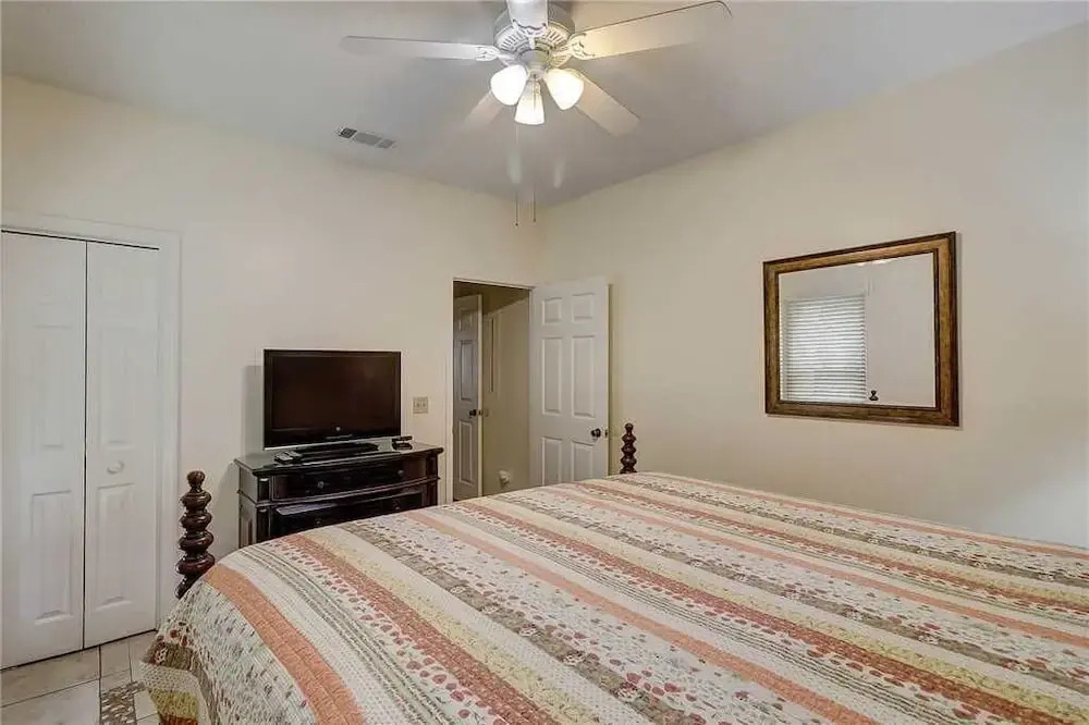 Ocean Breeze 33 - Three Bedroom Condo