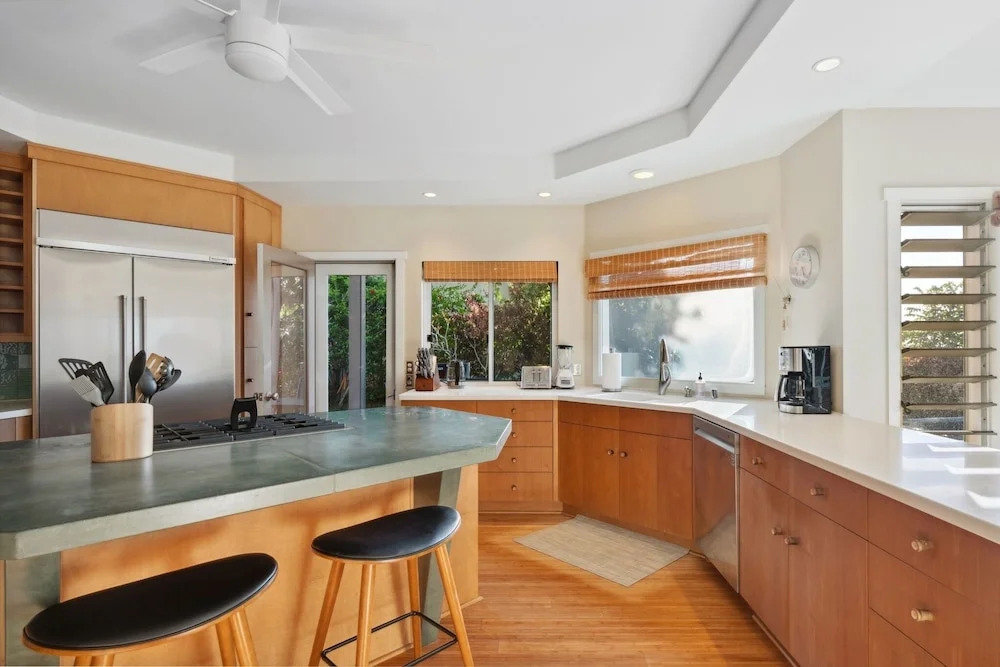 Hanalei Plantation 2 Bedroom Home by RedAwning
