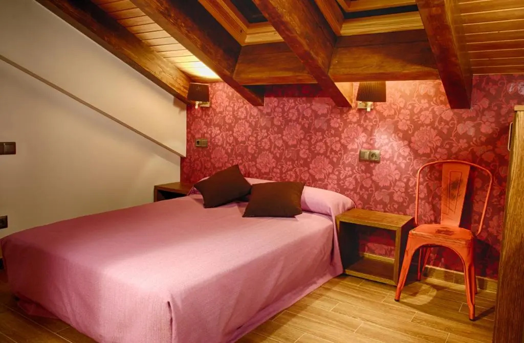 León Center Rooms