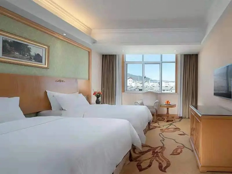Vienna Hotel Lijiang Yuxue Avenue Branch