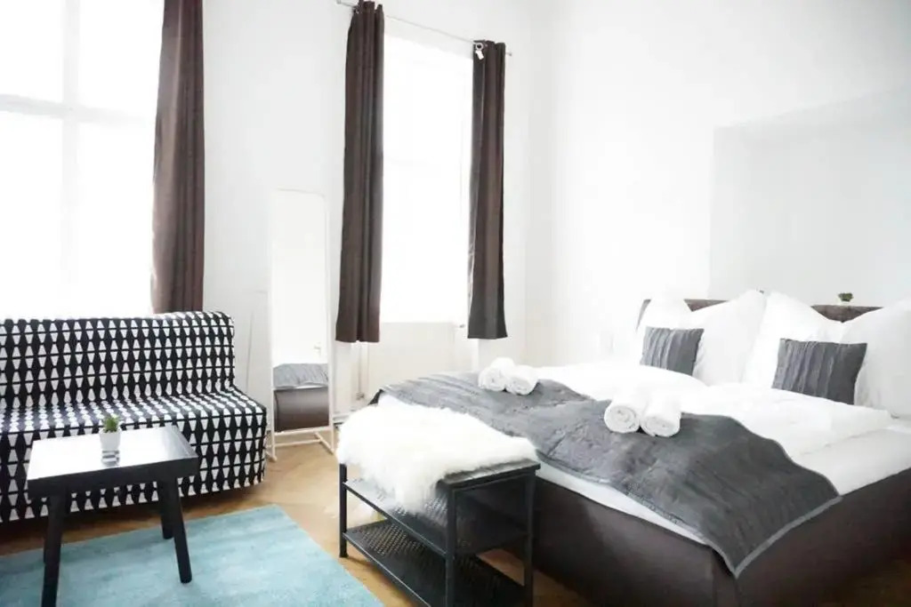 Urban City Apartment - Contactless Check-In