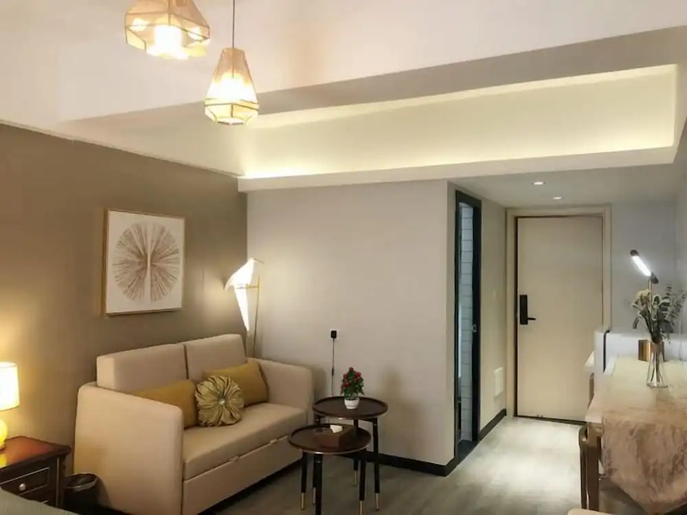 Ruide Apartment Xiaobei Railway Station