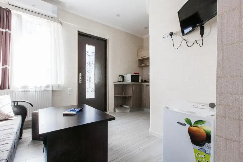 Garry Apartment