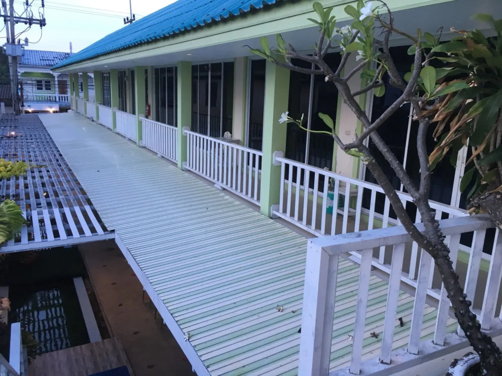 Fatalayjone Resort