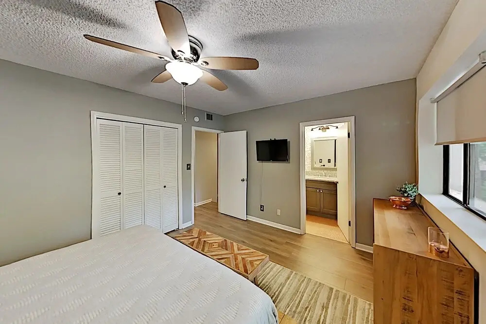 Yetis Hideaway W/ 3 Pools - Near Skiing, Dining 2 Bedroom Condo