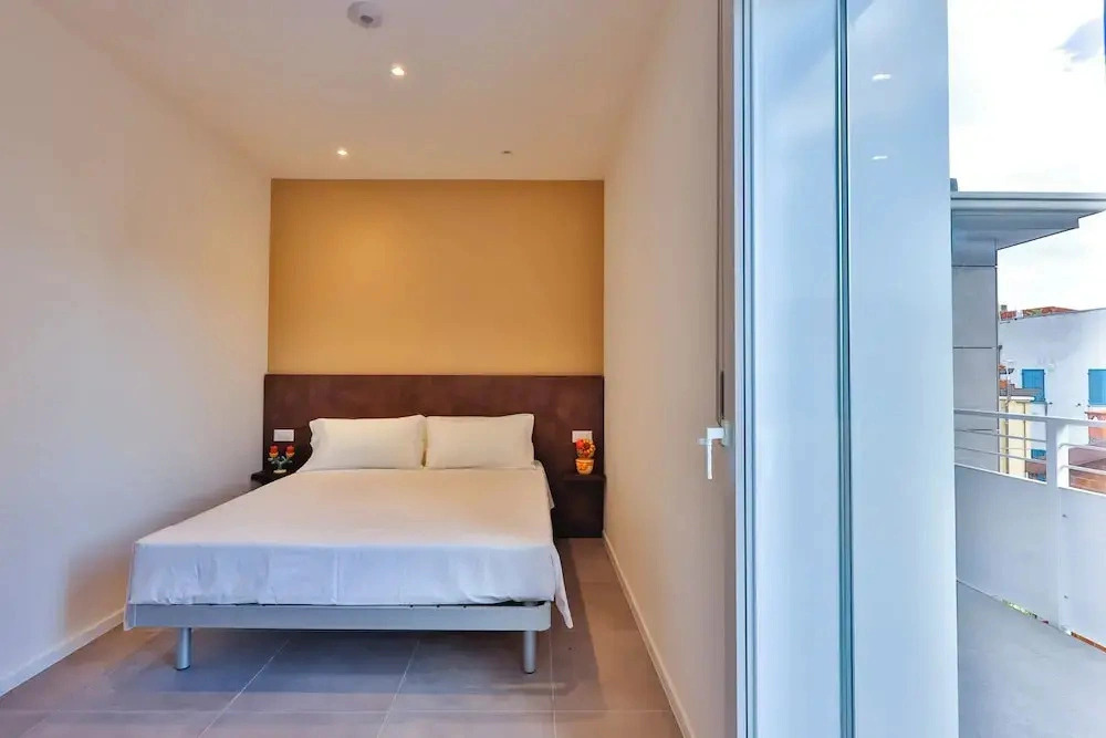 Apho Apartment Hotel
