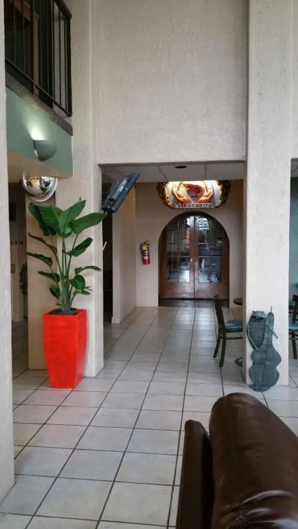 Mariposa Hotel