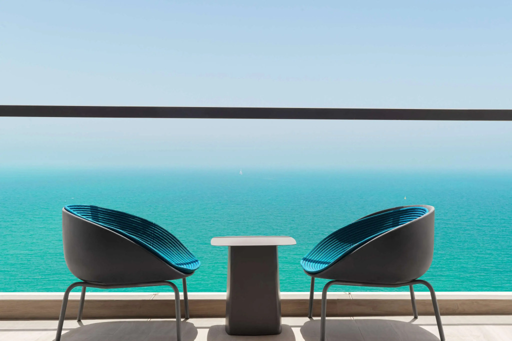 Hampton by Hilton Marjan Island