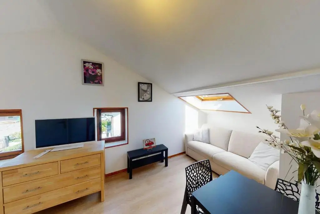Apartment with 2 bedrooms for 4 people in Annecy-le-Vieux