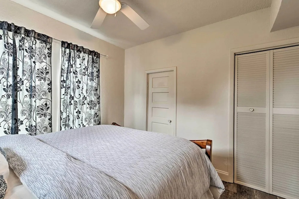 Walk to Dtwn: Winter Garden Home w/ Patio